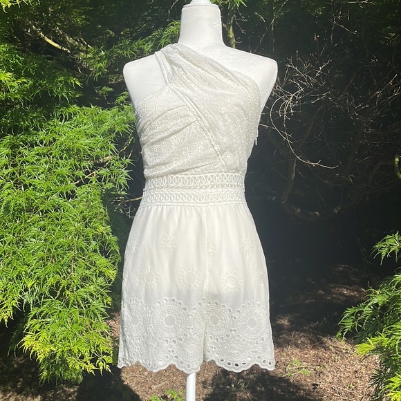 ROMPER by ENDLESS ROSE WHITE EYELET NEW! - Picture 11 of 11